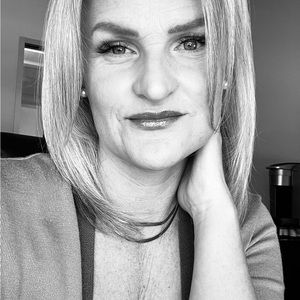 Meet your Posher, Mikelle